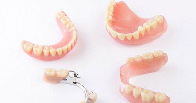 Different types of dentures in Grafton on white background